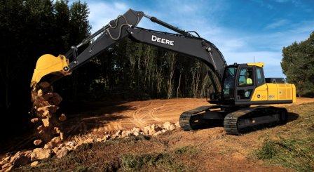 Экскаватор John Deere E210 LC 