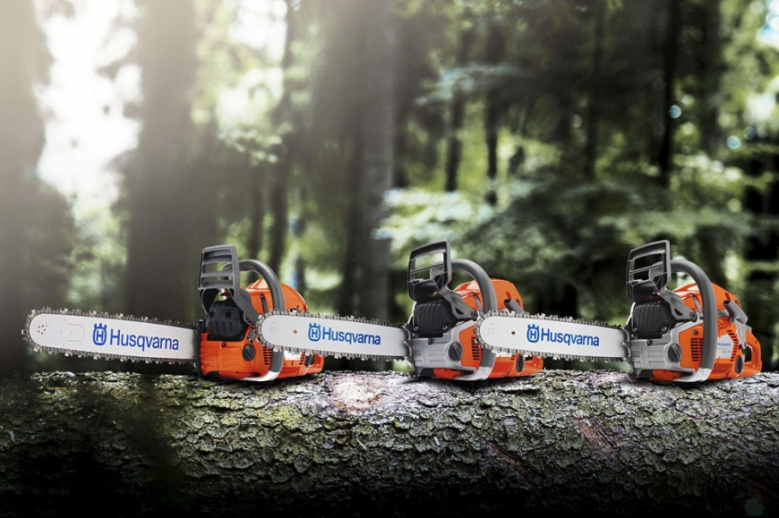 Главную новогоднюю ель России 2018 спилила Husqvarna