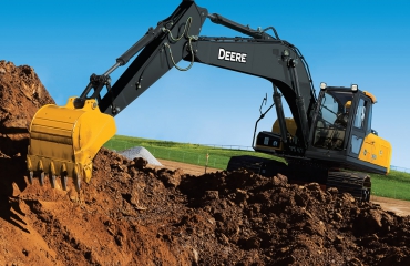 John Deere дарит первое ТО!