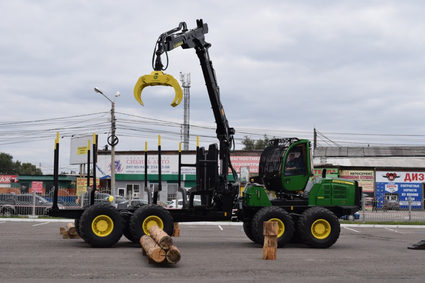 Флагманы John Deere на крупнейшей лесопромышленной выставке «Эксподрев - 2017»